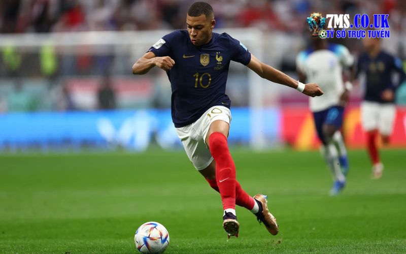 Tương lai đầy hứa hẹn của Kylian Mbappe